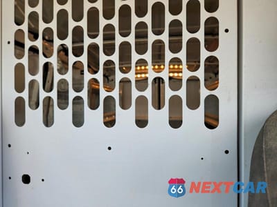 Zdjęcie 10 z 12 samochodu: 2017 MERCEDES-BENZ METRIS VIN:WD3PG2EA9H3210513 - miniatura