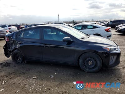 Czwarte zdjęcie samochodu z boku: 2021 HYUNDAI IONIQ VIN:KMHC75LC1MU257237 - miniatura