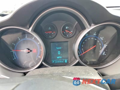 Zdjęcie 9 z 12 samochodu: 2012 CHEVROLET CRUZE LS VIN:1G1PC5SH4C7192808 - miniatura