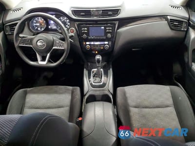 Zdjęcie 8 z 12 samochodu: 2018 NISSAN ROGUE SPORT SV VIN:JN1BJ1CR0JW266237 - miniatura