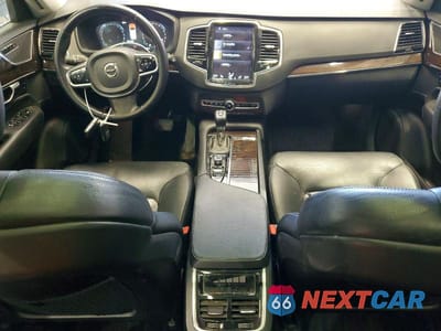 Zdjęcie 8 z 13 samochodu: 2016 VOLVO XC90 T6 VIN:YV4A22PK2G1080534 - miniatura