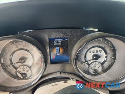 Zdjęcie 9 z 13 samochodu: 2013 CHRYSLER 300C VARVATOS VIN:2C3CCADG5DH745849 - miniatura