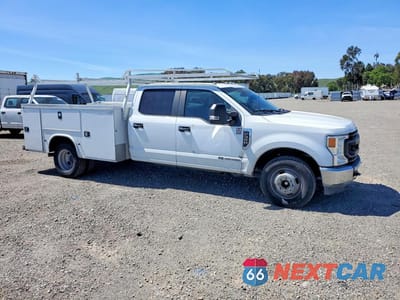 Czwarte zdjęcie samochodu z boku: 2022 FORD F350 SUPER DUTY UTILITY / SERVICE TRUCK VIN:1FD8W3GT2NED41053 - miniatura