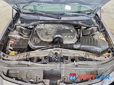 Zdjęcie 11 z 12 samochodu: 2018 CHRYSLER 300 S VIN:2C3CCABG2JH214445 - miniatura