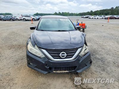 Piąte zdjęcie samochodu w środku: 2017 NISSAN ALTIMA 2.5 SV VIN:1N4AL3AP7HC160899 - miniatura