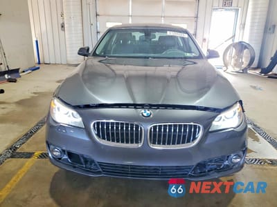 Piąte zdjęcie samochodu w środku: 2016 BMW 528 XI VIN:WBA5A7C51GG146716 - miniatura