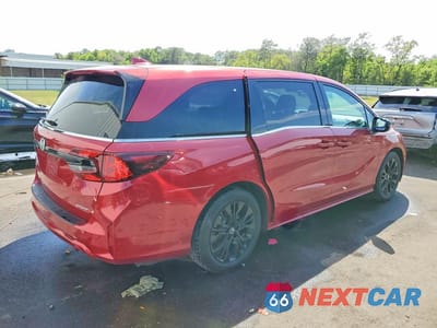 Trzecie zdjęcie samochodu z tyłu: 2025 HONDA ODYSSEY SPORT-L VIN:5FNRL6H74SB055932 - miniatura