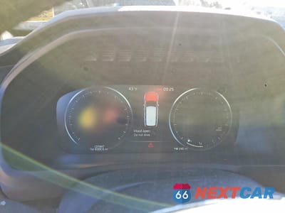 Zdjęcie 9 z 13 samochodu: 2016 VOLVO XC90 T6 VIN:YV4A22PK8G1072776 - miniatura