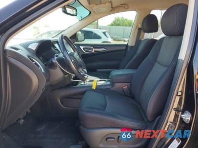 Zdjęcie 7 z 13 samochodu: 2017 NISSAN PATHFINDER SV VIN:5N1DR2MN8HC906220 - miniatura