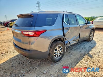 Trzecie zdjęcie samochodu z tyłu: 2018 CHEVROLET TRAVERSE LT VIN:1GNEVGKW6JJ192772 - miniatura