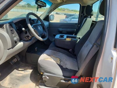 Zdjęcie 7 z 12 samochodu: 2008 GMC SIERRA K1500 VIN:1GTEK14C88Z251432 - miniatura