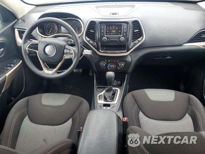 Zdjęcie 8 z 12 samochodu: 2018 JEEP CHEROKEE LATITUDE VIN:1C4PJLCBXJD577414 - miniatura