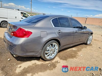 Trzecie zdjęcie samochodu z tyłu: 2010 INFINITI G37 SEDAN X VIN:JN1CV6AR9AM458311 - miniatura