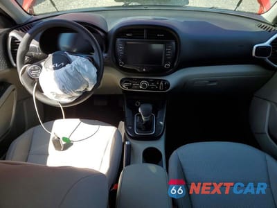 Zdjęcie 8 z 13 samochodu: 2024 KIA SOUL LX VIN:KNDJ23AU5R7222152 - miniatura