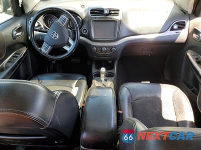 Zdjęcie 8 z 13 samochodu: 2020 DODGE JOURNEY CROSSROAD VIN:3C4PDCGB7LT267915 - miniatura