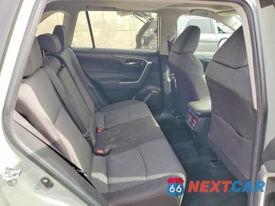 Zdjęcie 11 z 14 samochodu: 2022 TOYOTA RAV4 XLE VIN:2T3W1RFV9NW192018 - miniatura