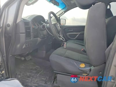 Zdjęcie 7 z 13 samochodu: 2015 NISSAN TITAN S VIN:1N6BA0EK3FN510304 - miniatura
