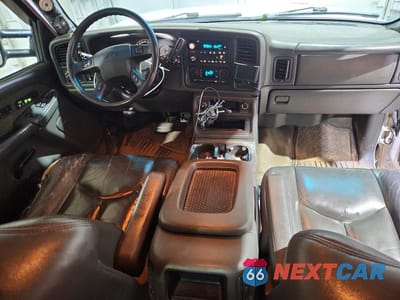Zdjęcie 8 z 12 samochodu: 2003 GMC SIERRA K2500 HEAVY DUTY VIN:1GTHK29G13E205200 - miniatura