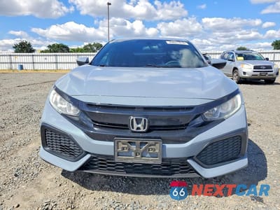 Piąte zdjęcie samochodu w środku: 2017 HONDA CIVIC LX VIN:SHHFK7H22HU423340 - miniatura