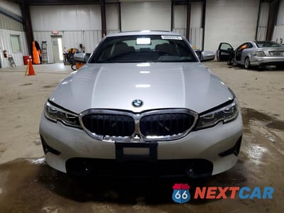 Piąte zdjęcie samochodu w środku: 2019 BMW 330XI VIN:WBA5R7C57KAJ86819 - miniatura