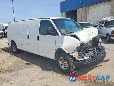 Czwarte zdjęcie samochodu z boku: 2015 GMC SAVANA G2500 UTILITY / SERVICE VAN VIN:1GTW7GCG9F1253098 - miniatura