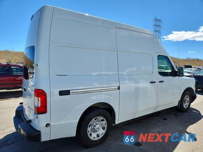 Trzecie zdjęcie samochodu z tyłu: 2016 NISSAN NV 2500 UTILITY / SERVICE VAN VIN:1N6AF0LY7GN807663 - miniatura