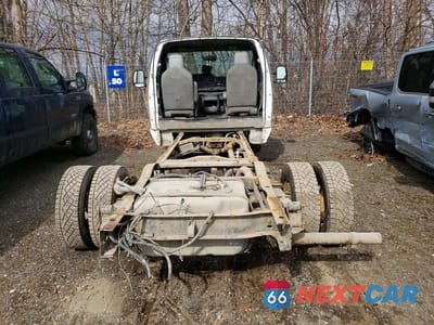 Zdjęcie 6 z 12 samochodu: 2017 FORD ECONOLINE E350 SUPER DUTY CUTAWAY VAN VIN:1FDWE3FS9HDC67451 - miniatura