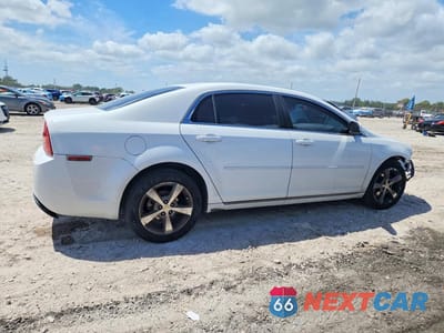 Trzecie zdjęcie samochodu z tyłu: 2011 CHEVROLET MALIBU 1LT VIN:1G1ZC5EU4BF389662 - miniatura