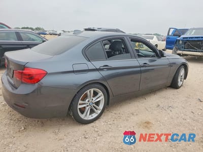 Trzecie zdjęcie samochodu z tyłu: 2017 BMW 320 I VIN:WBA8A9C34HK864475 - miniatura