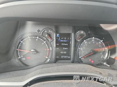 Zdjęcie 9 z 13 samochodu: 2021 TOYOTA 4RUNNER SR5 PREMIUM VIN:JTENU5JR8M5904560 - miniatura