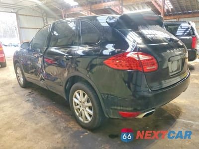 Drugie zdjęcie samochodu z przodu: 2013 PORSCHE CAYENNE VIN:WP1AF2A25DLA40415 - miniatura