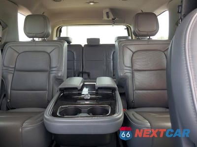 Zdjęcie 10 z 13 samochodu: 2019 LINCOLN NAVIGATOR RESERVE VIN:5LMJJ2LT5KEL08962 - miniatura