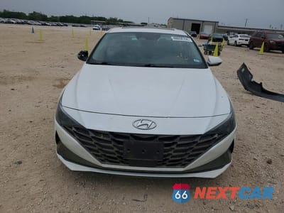 Piąte zdjęcie samochodu w środku: 2021 HYUNDAI ELANTRA SEL VIN:5NPLN4AG3MH001962 - miniatura