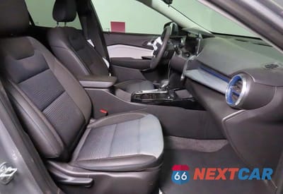 Piąte zdjęcie samochodu w środku: 2025 CHEVROLET TRAX 1LT VIN:KL77LHEPXSC224689 - miniatura