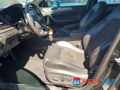 Zdjęcie 7 z 13 samochodu: 2018 HYUNDAI SONATA SPORT VIN:5NPE34AF1JH696850 - miniatura