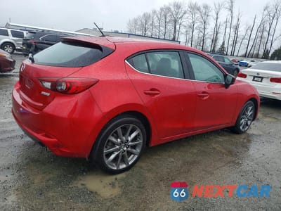 Trzecie zdjęcie samochodu z tyłu: 2018 MAZDA 3 TOURING VIN:3MZBN1L37JM258789 - miniatura
