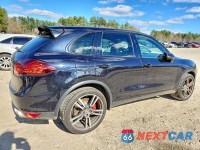 Trzecie zdjęcie samochodu z tyłu: 2013 PORSCHE CAYENNE TURBO VIN:WP1AC2A23DLA92831 - miniatura