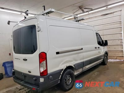 Trzecie zdjęcie samochodu z tyłu: 2017 FORD TRANSIT 250 UTILITY / SERVICE VAN VIN:1FTYR2CM8HKA83129 - miniatura