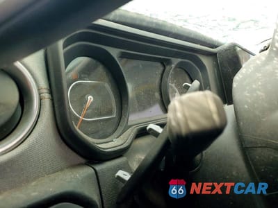 Zdjęcie 9 z 13 samochodu: 2025 JEEP WRANGLER SAHARA VIN:1C4PJXEN0SW500412 - miniatura