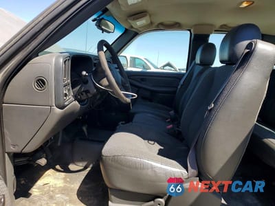 Zdjęcie 7 z 12 samochodu: 2004 CHEVROLET SILVERADO K1500 VIN:2GCEK19V241125810 - miniatura
