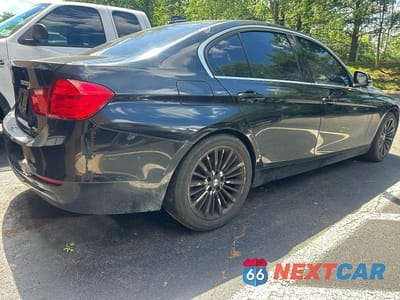 Czwarte zdjęcie samochodu z boku: 2012 BMW 328 I VIN:WBA3A5C5XCF258376 - miniatura