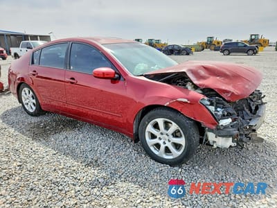 Czwarte zdjęcie samochodu z boku: 2005 NISSAN MAXIMA 3.5 SE VIN:1N4BA41E35C820026 - miniatura