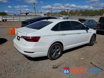 Trzecie zdjęcie samochodu z tyłu: 2019 VOLKSWAGEN JETTA S VIN:3VWC57BU7KM094219 - miniatura