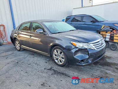 Czwarte zdjęcie samochodu z boku: 2011 TOYOTA AVALON BASE VIN:4T1BK3DB5BU391959 - miniatura