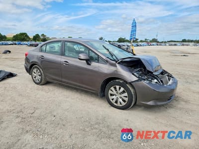 Czwarte zdjęcie samochodu z boku: 2012 HONDA CIVIC LX VIN:19XFB2F59CE013649 - miniatura