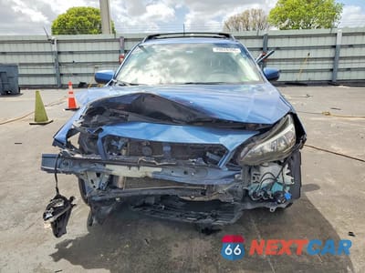 Piąte zdjęcie samochodu w środku: 2019 SUBARU CROSSTREK PREMIUM VIN:JF2GTACC8K9347562 - miniatura