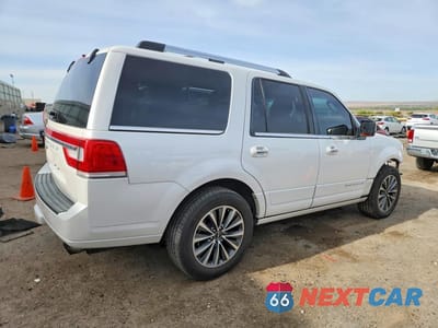 Trzecie zdjęcie samochodu z tyłu: 2017 LINCOLN NAVIGATOR SELECT VIN:5LMJJ2JT5HEL12067 - miniatura