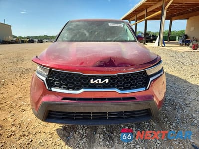 Piąte zdjęcie samochodu w środku: 2022 KIA SORENTO LX VIN:5XYRG4LC5NG139283 - miniatura