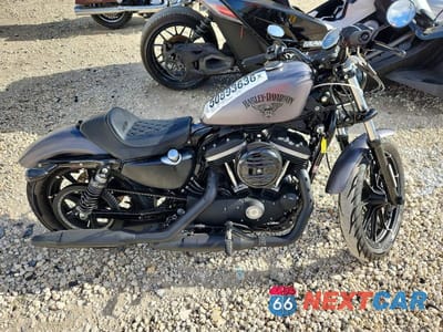 2016 HARLEY-DAVIDSON XL883 IRON 883 1HD4LE213GC405823 - główne zdjęcie licytacji z USA - miniatura