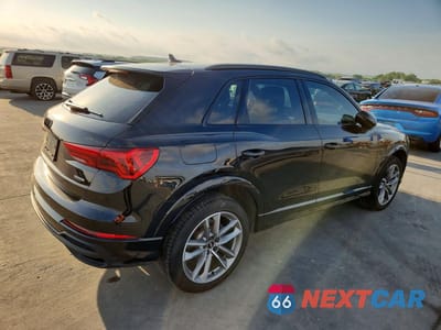 Trzecie zdjęcie samochodu z tyłu: 2025 AUDI Q3 PREMIUM S LINE 45 VIN:WA1DECF33S1069259 - miniatura